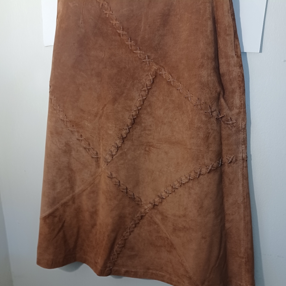 Vintage Faded Glory Brown Suede Midi Skirt With X Design Zip-Up Closure Side 12 - Picture 11 of 11